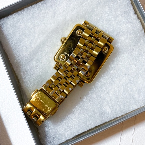 euc Marc Jacobs gold plated watch - Picture 3 of 5